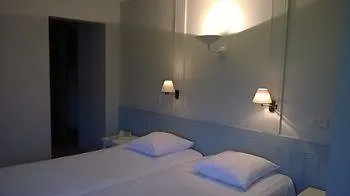 فندق Lebeau 19 3*