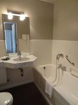 Lebeau 19 فندق كنوك هايست
